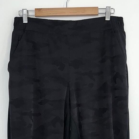 ATHLETA Brooklyn Lined Camo Jogger Sz 12 - Picture 7 of 13